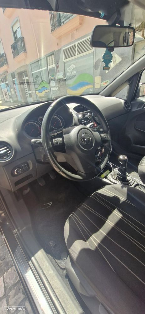 Opel Corsa 1.4 - 35