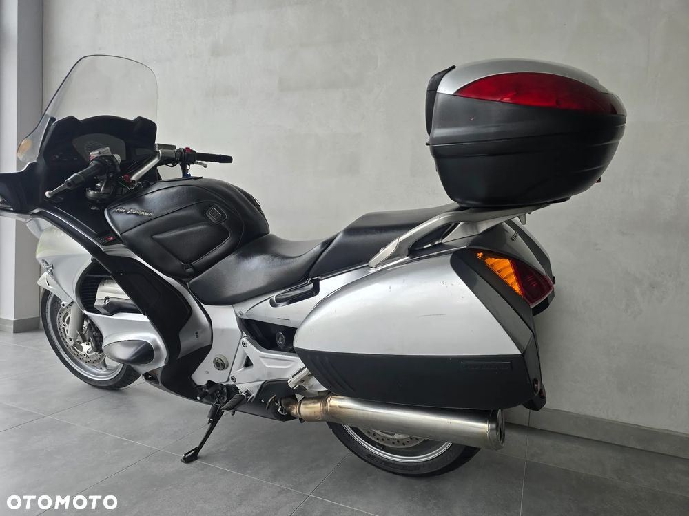 Honda ST - 16