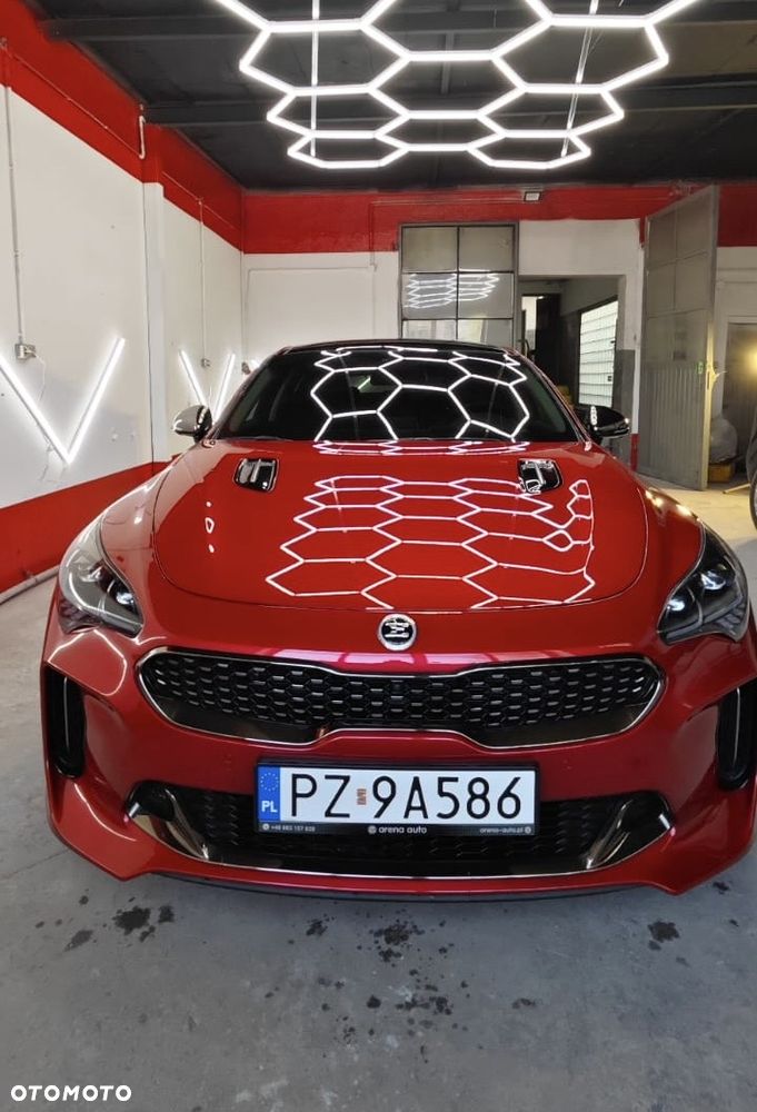 Kia Stinger 2.0 T-GDI GT Line - 1