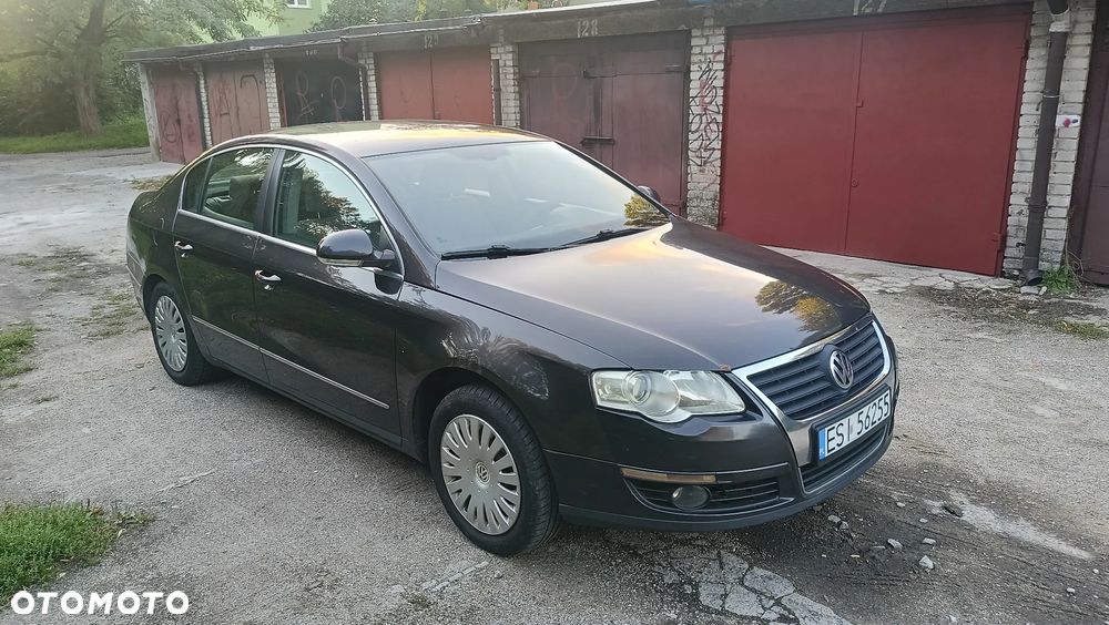 Volkswagen Passat 2.0 FSI Comfortline - 3