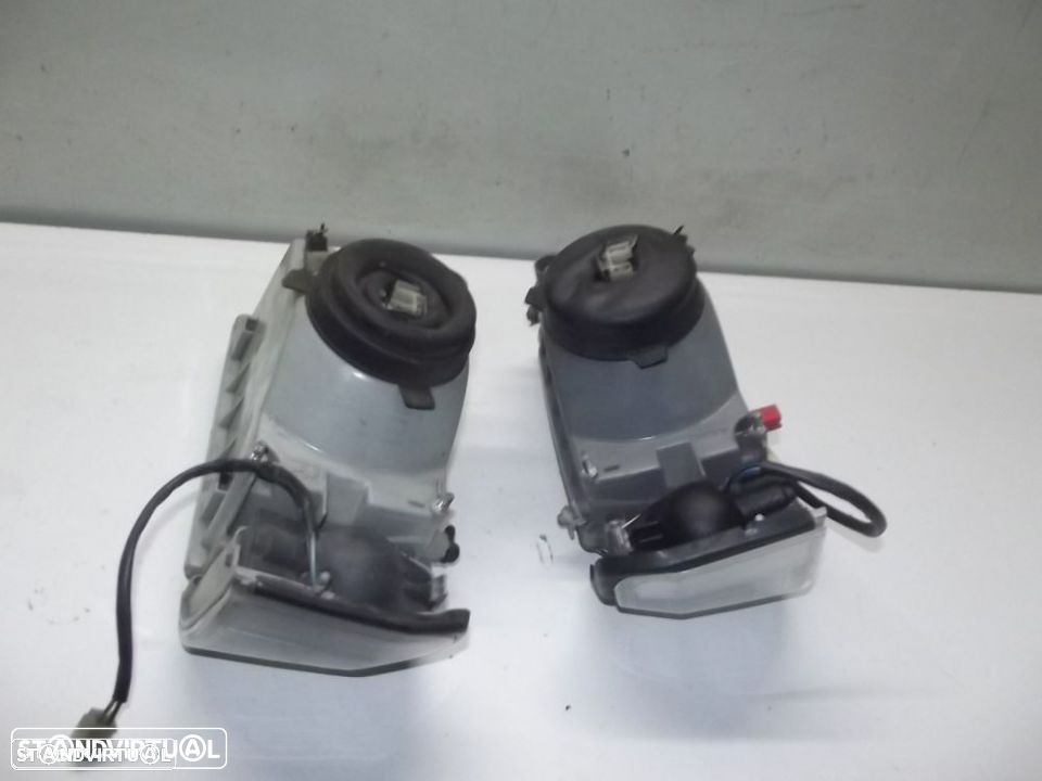 fiat uno mk II farois c/piscas novos - 3