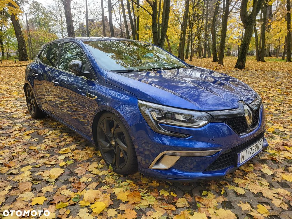 Renault Megane ENERGY TCe 205 EDC GT - 2