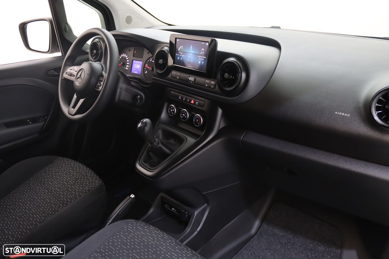 Mercedes-Benz Citan 108 CDi Van 3 Lugares - 4