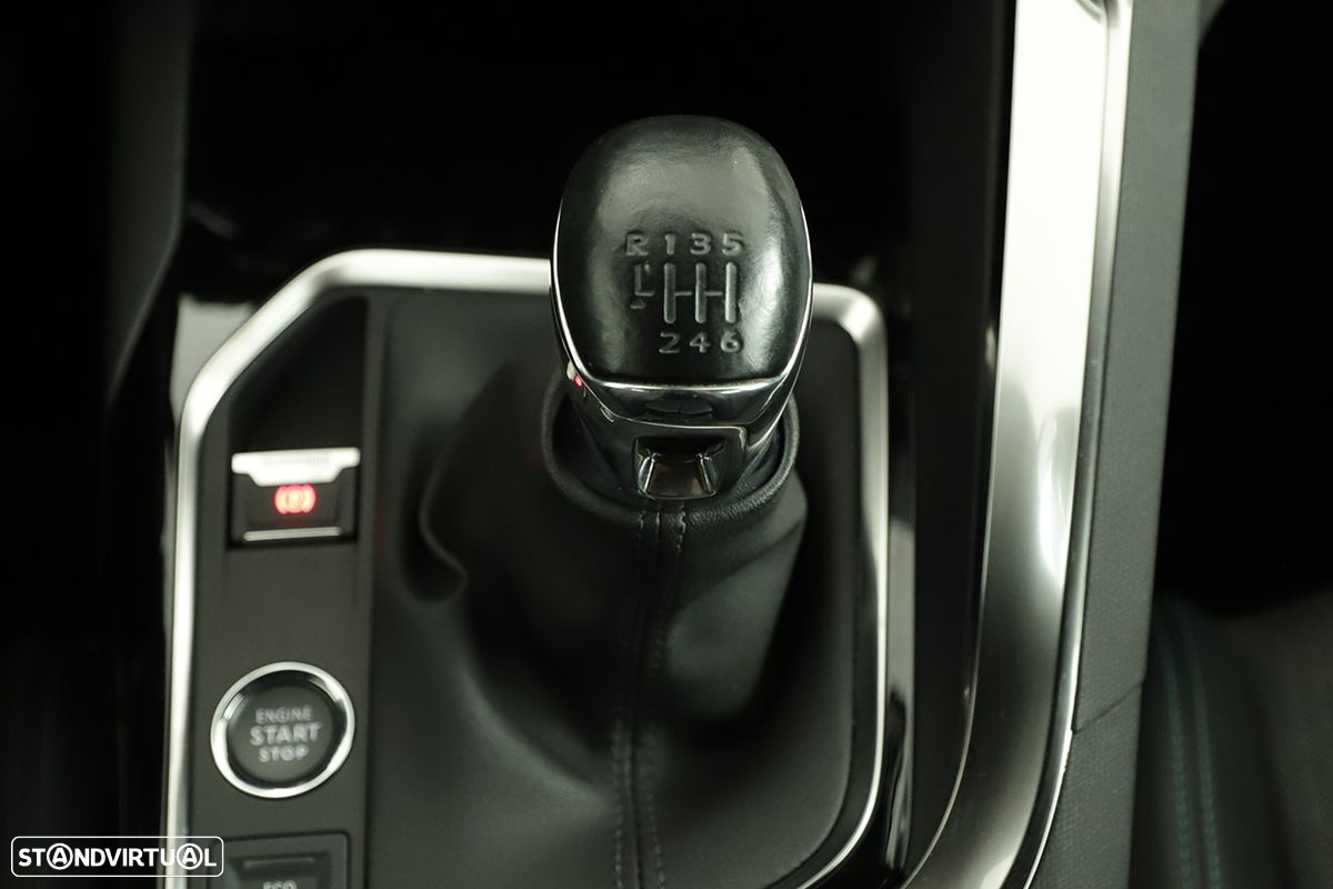 Peugeot 3008 1.2 PureTech Allure Pack - 14