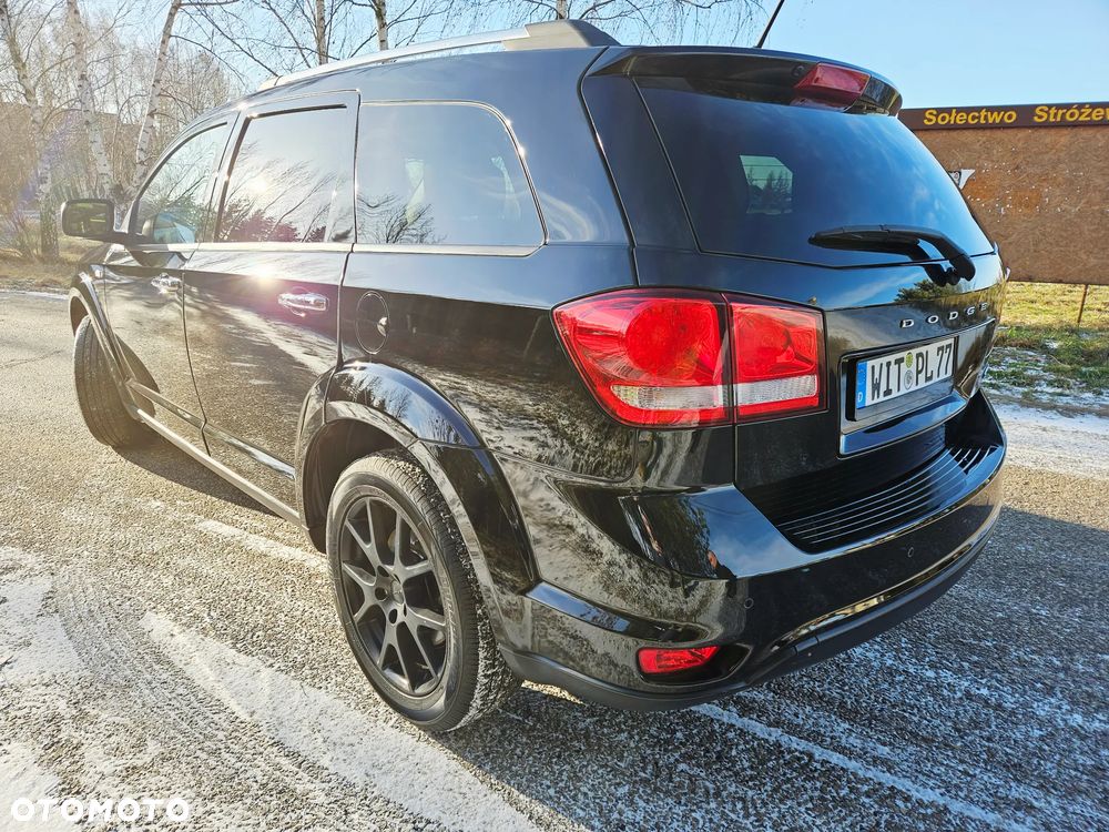 Dodge Journey 2.7 V6 R/T - 3