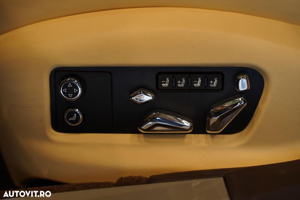 Bentley Flying Spur - 5