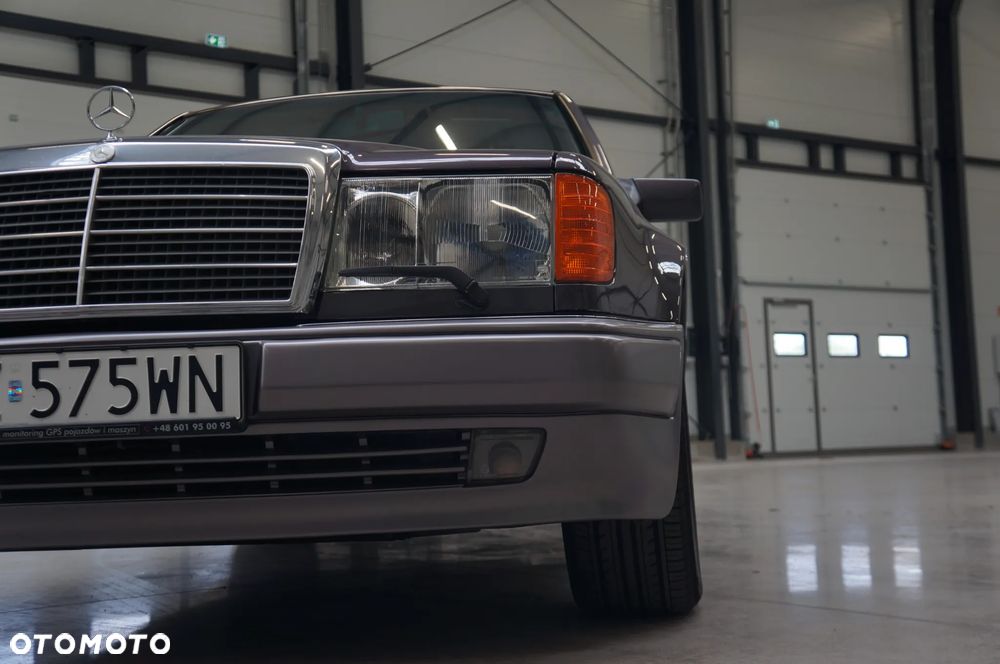 Mercedes-Benz W124 (1984-1993) - 27