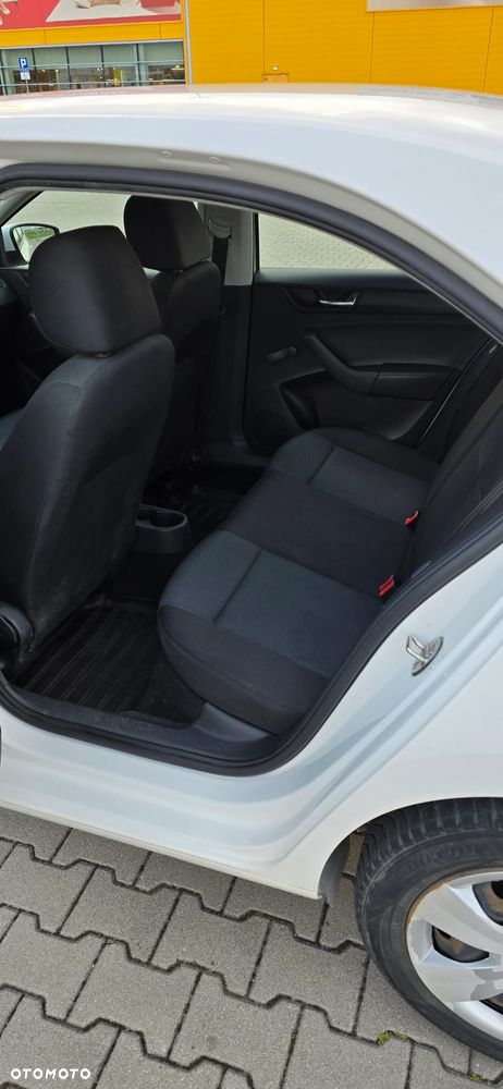 Skoda RAPID 1.0 TSI Ambition - 7