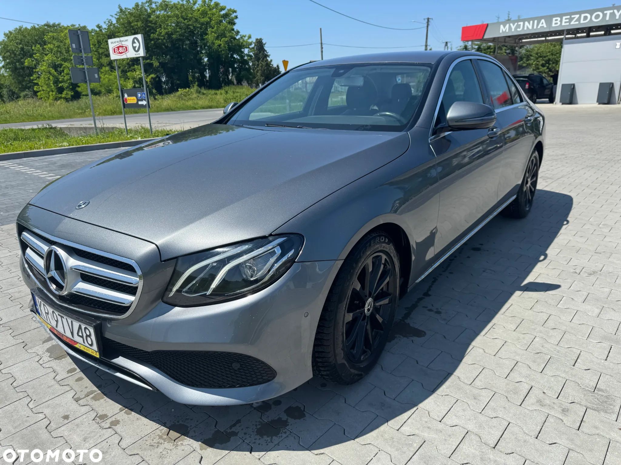 Mercedes-Benz Klasa E 220 d 4-Matic 9G-TRONIC - 1