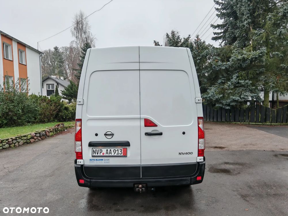Nissan NV400 - 5