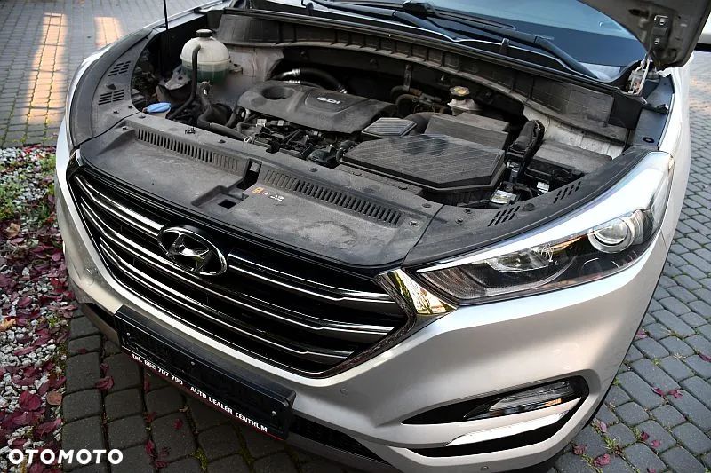 Hyundai Tucson 1.6 GDI BlueDrive Style 2WD - 35