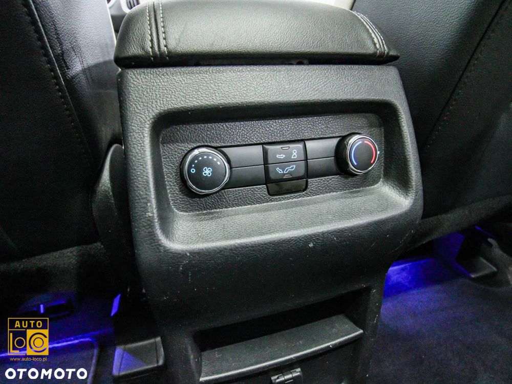 Ford Galaxy 2.0 TDCi Titanium PowerShift - 32