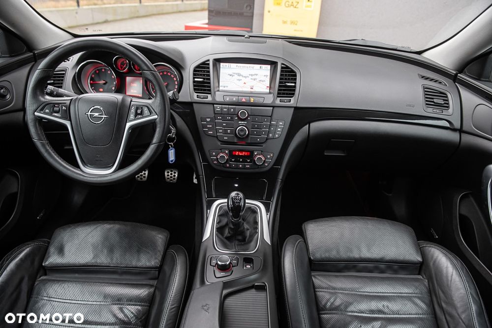 Opel Insignia 2.0 T Sport - 27