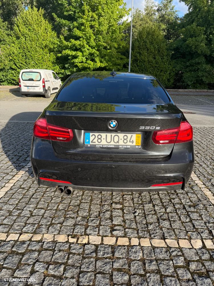 BMW 330 e iPerformance Pack M Shadow - 6