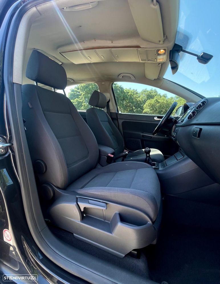 VW Golf Plus 2.0 TDi Confortline - 12