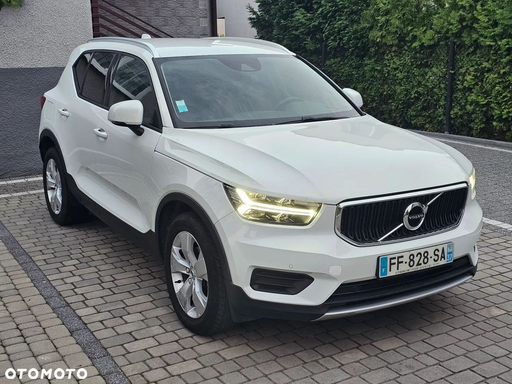 Volvo XC 40 - 18
