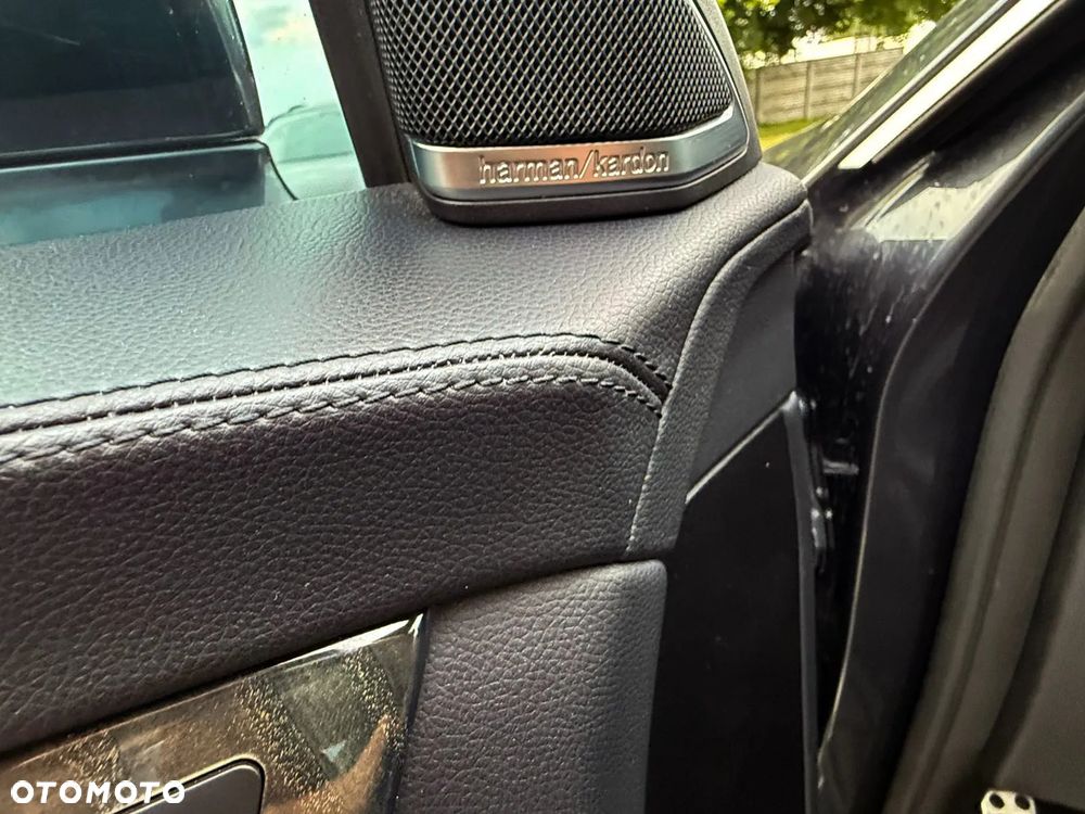 Mercedes-Benz CLS 350 d 4-Matic - 13