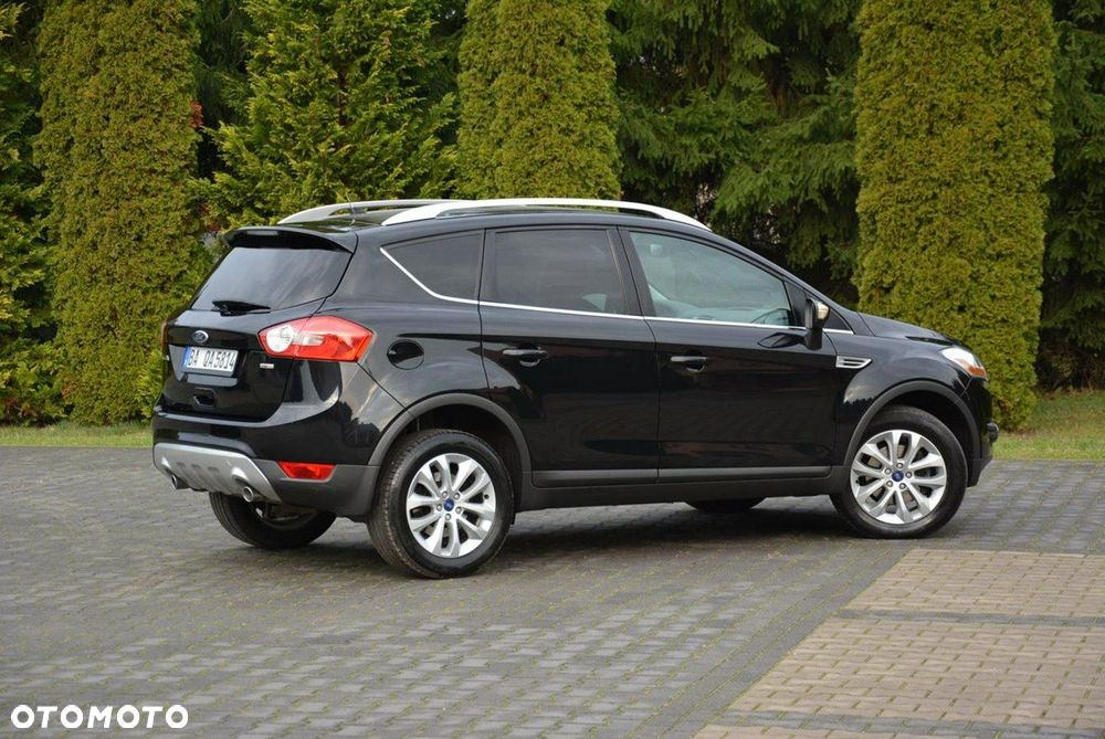 Ford Kuga 2.0 TDCi 2x4 Titanium - 12