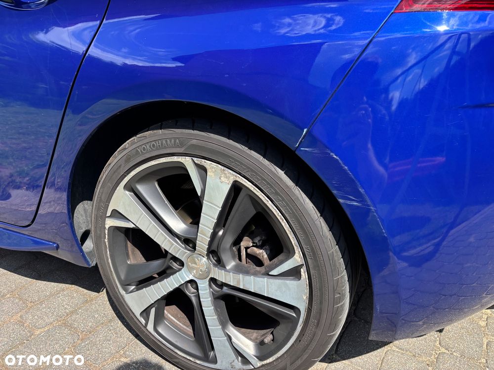 Peugeot 308 1.6 e-THP GT S&S - 12