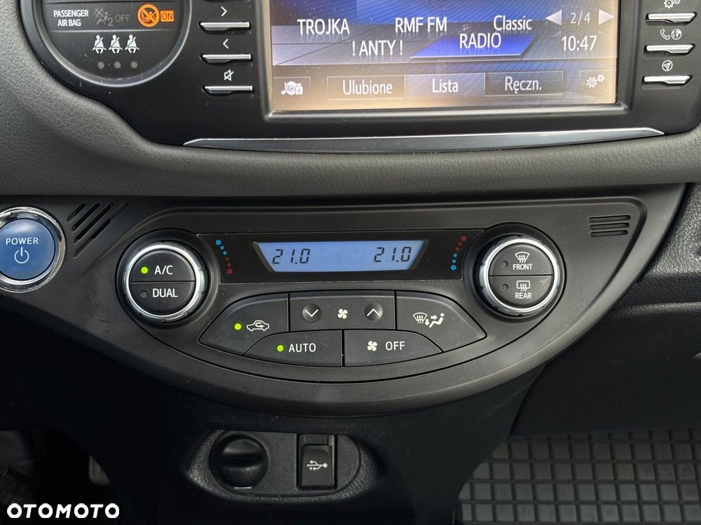 Toyota Yaris 1.5 Premium CVT - 18