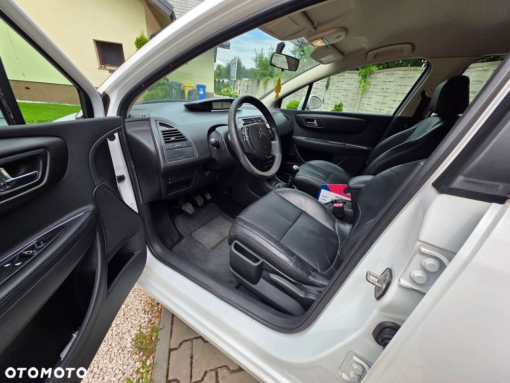 Citroën C4 1.6 HDi Advance - 10