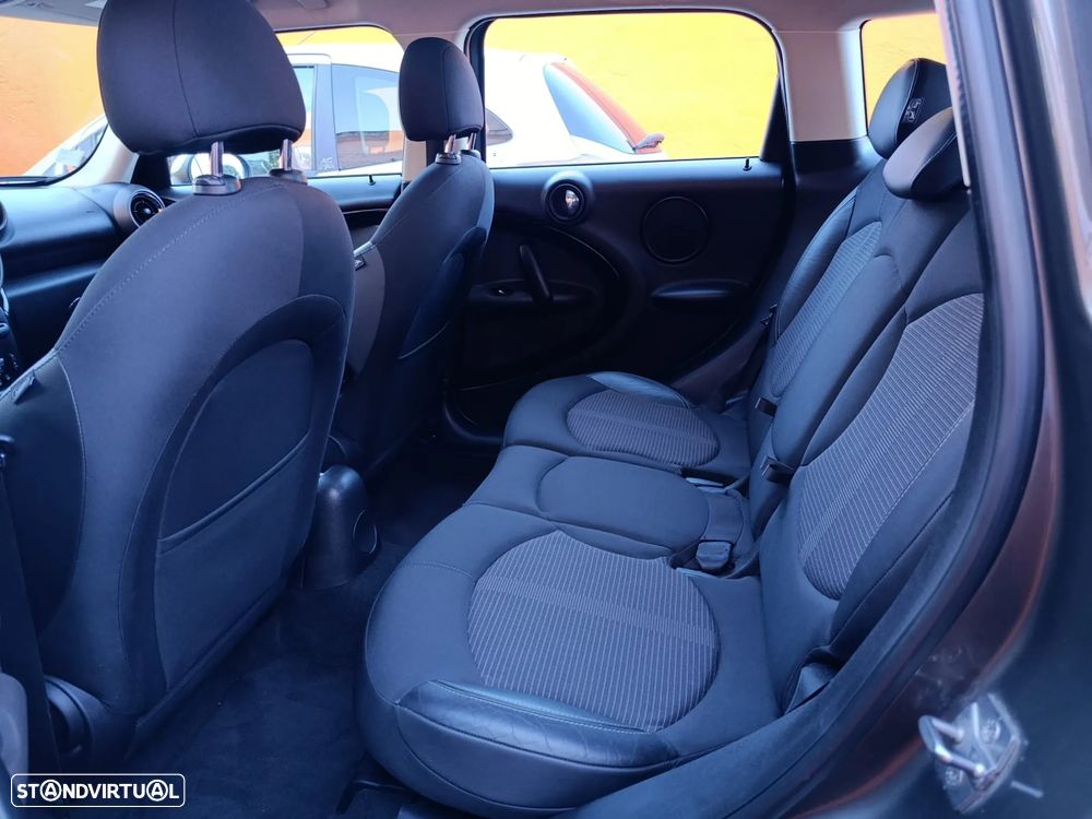 MINI Countryman Cooper D - 15