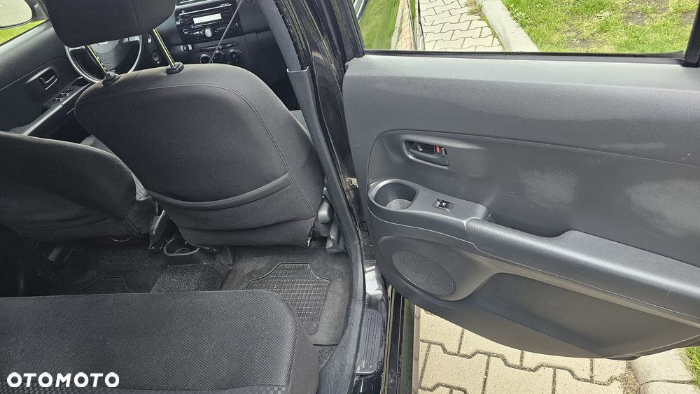 Daihatsu Materia - 14