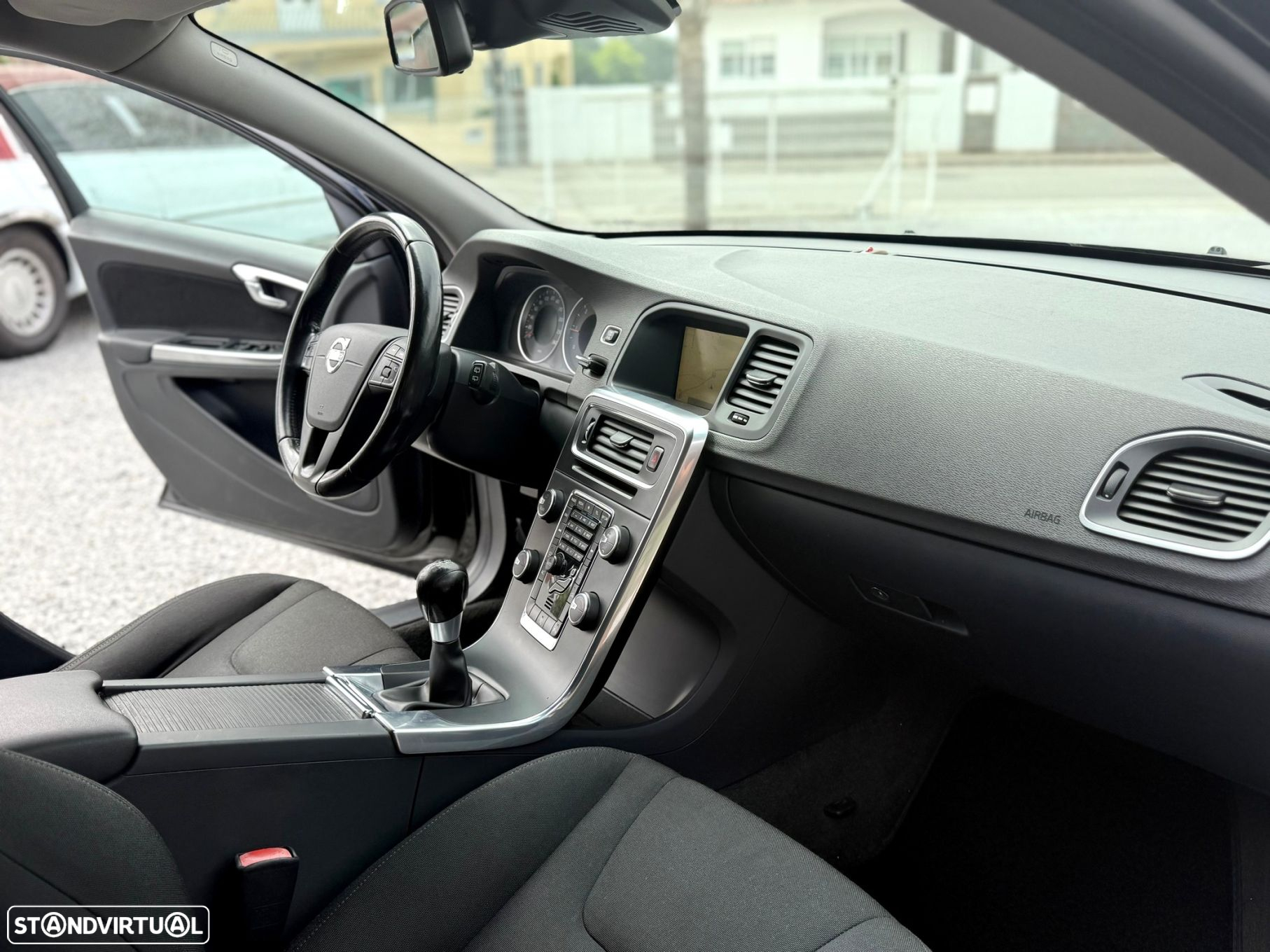 Volvo V60 1.6 D2 Drive Kinetic Start/Stop - 21