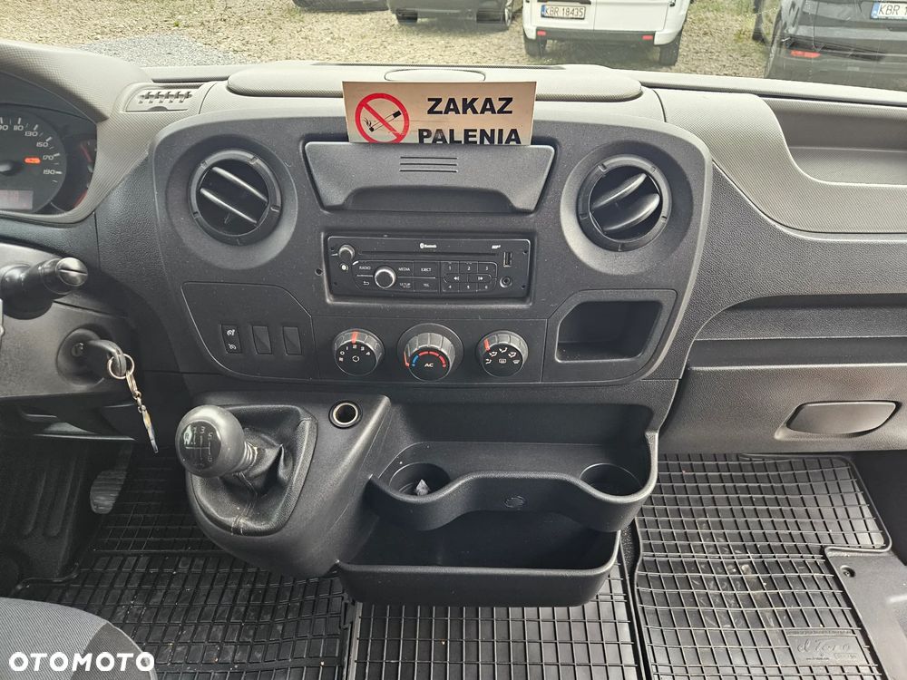 Renault Master TECH - 19