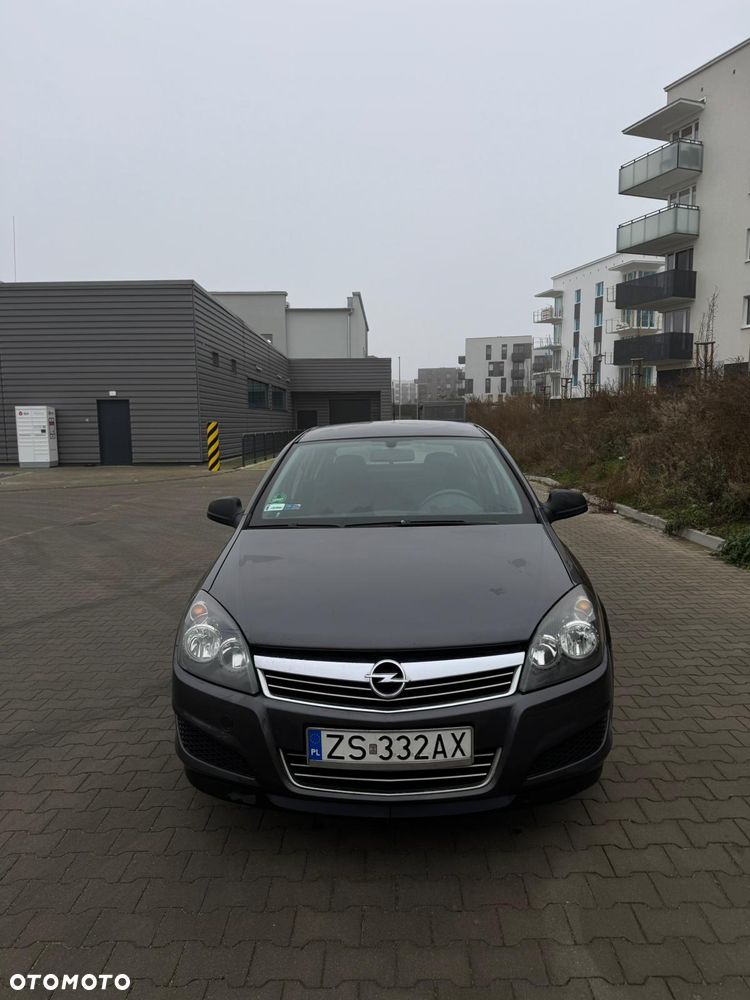 Opel Astra 1.6 Cosmo - 1
