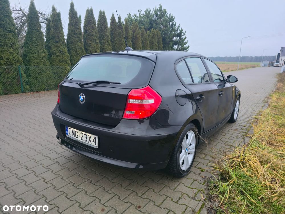 BMW Seria 1 118i Edition Sport - 8