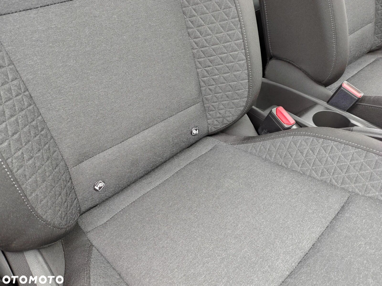Renault Clio 1.0 TCe Equilibre - 25