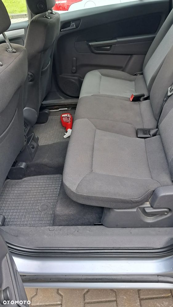Opel Zafira 1.8 Enjoy - 4