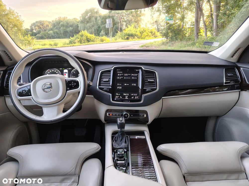 Volvo XC 90 D5 AWD Inscription - 11