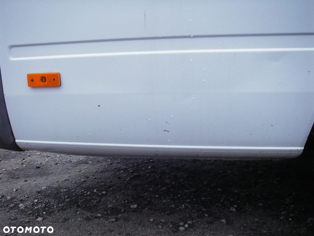 Mercedes-Benz Sprinter - 22