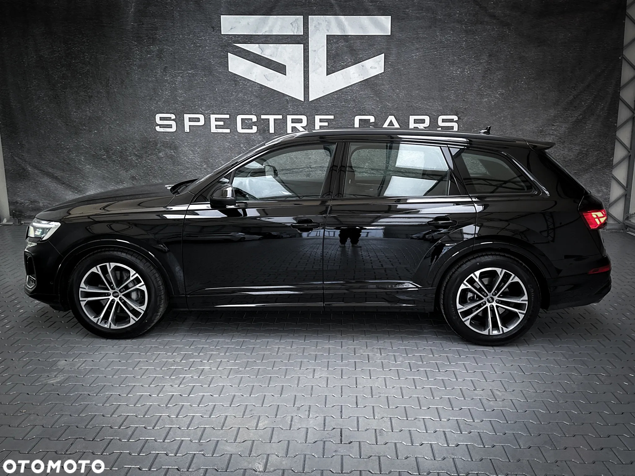 Audi Q7 - 8