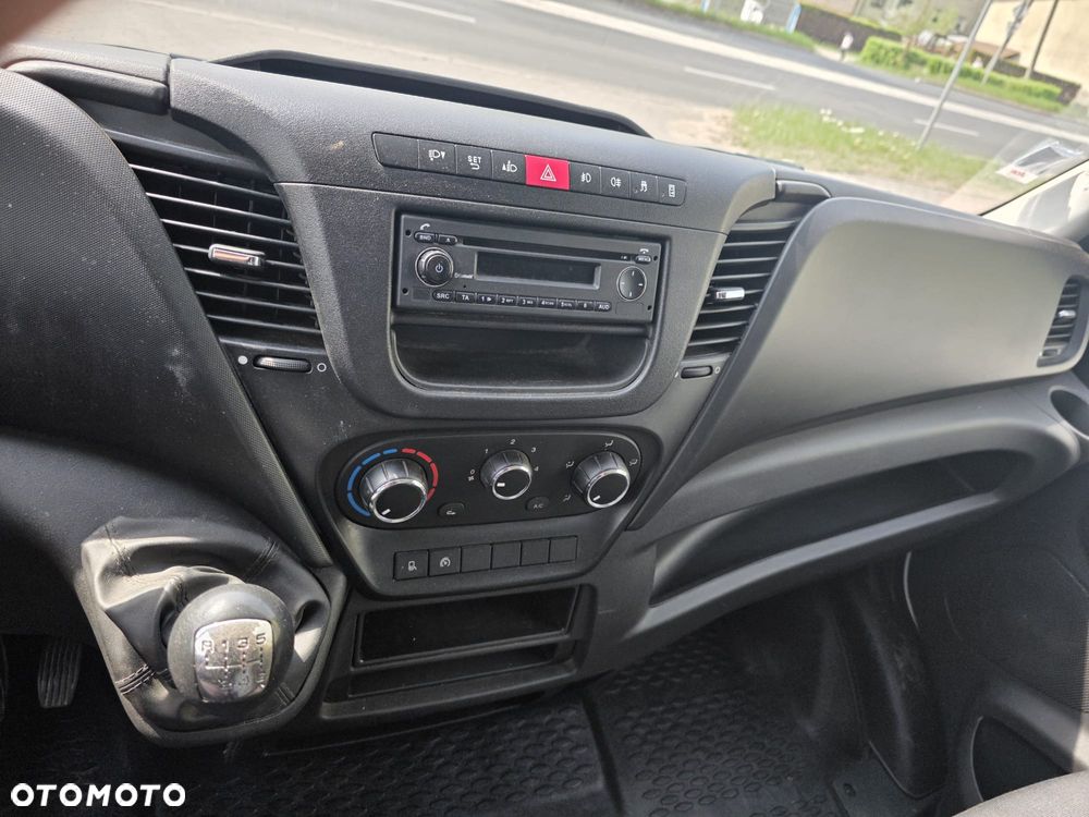 Iveco 35C14  2019 ROK KONTENER WINDA 750 KG - 7
