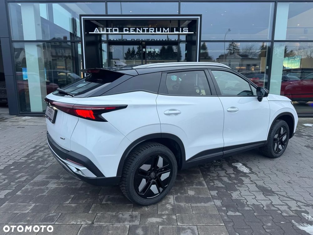 Omoda 5 1.5 T-GDI Hybrid Premium DHT - 6