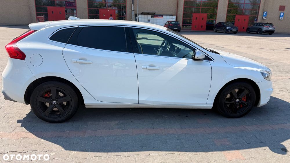 Volvo V40 D4 RDesign - 3