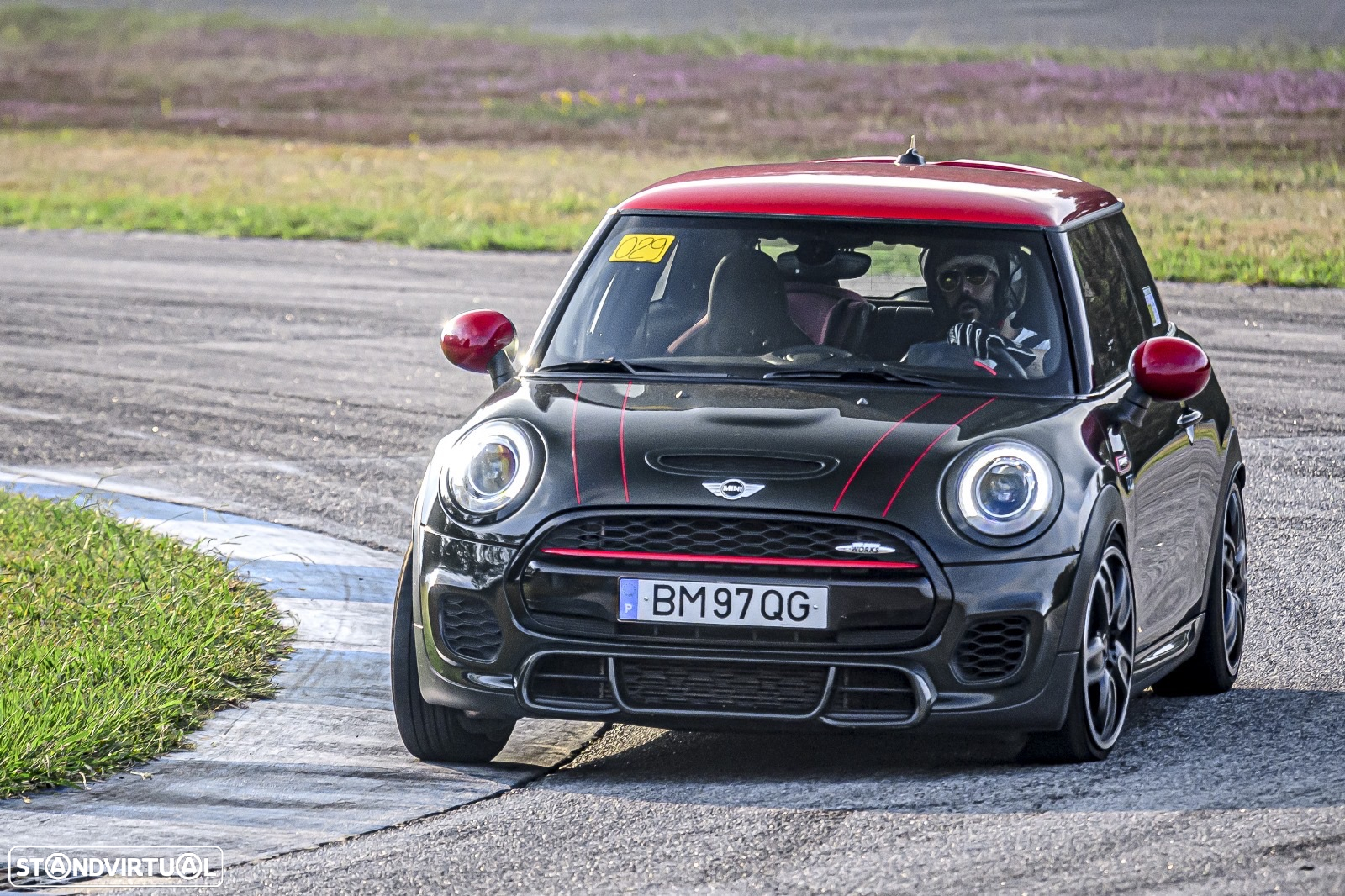 MINI 3 Portas John Cooper Works Aut. - 18