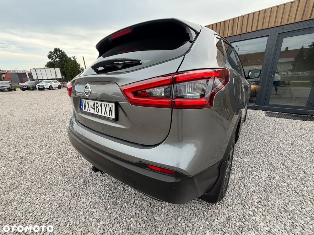 Nissan Qashqai 1.3 DIG-T N-Connecta DCT - 12