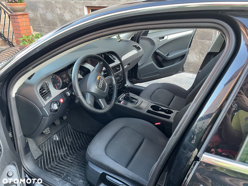 Audi A4 Avant 2.0 TFSI Attraction - 6
