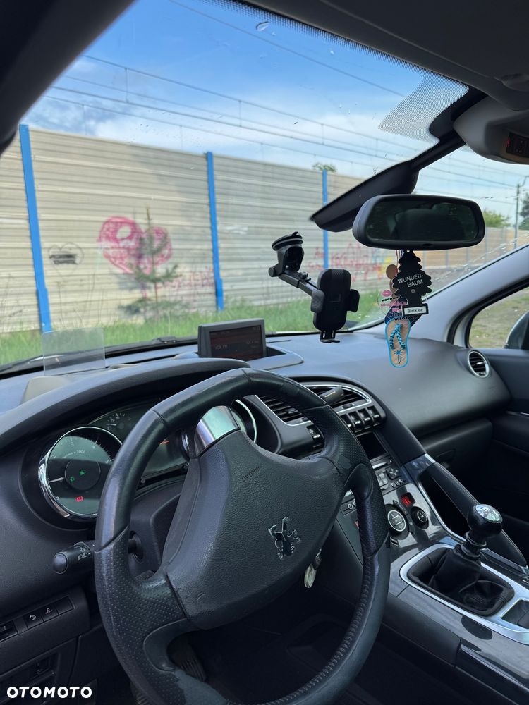 Peugeot 3008 2.0 HDi Allure - 3