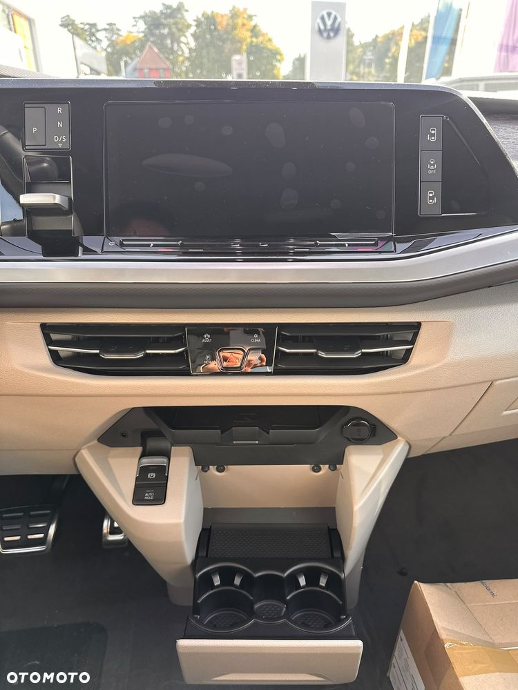 Volkswagen Multivan 2.0 TDI L2 Style DSG - 21