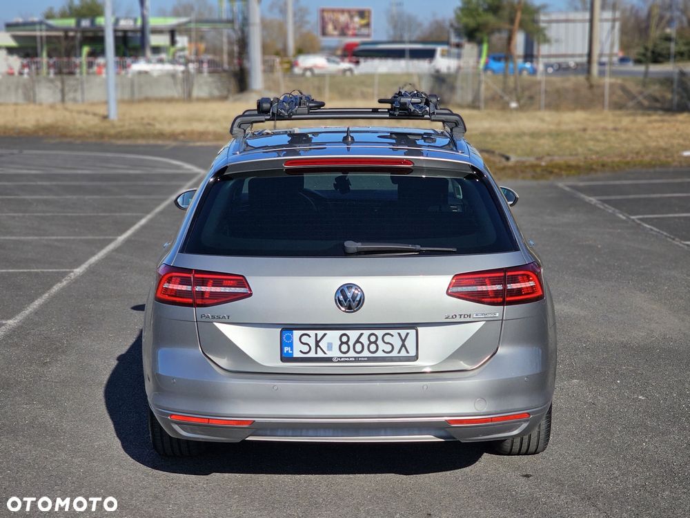 Volkswagen Passat - 4