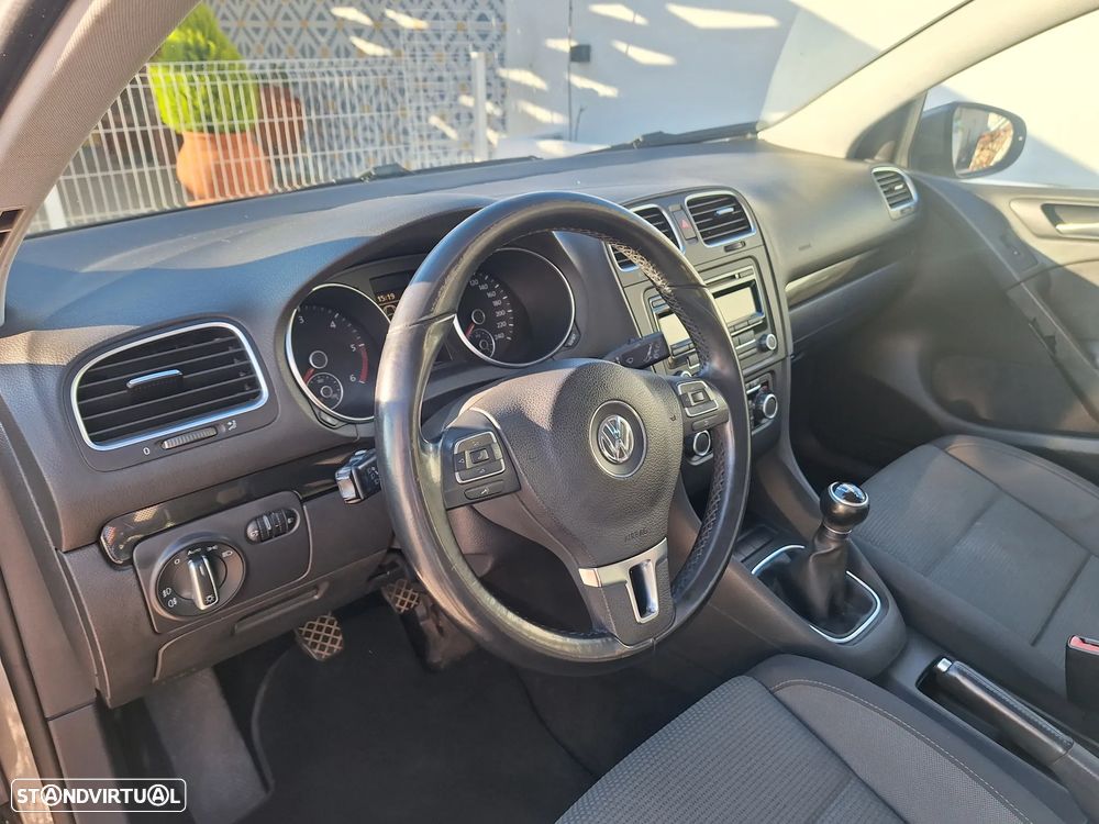 VW Golf 1.6 TDi Edition - 5