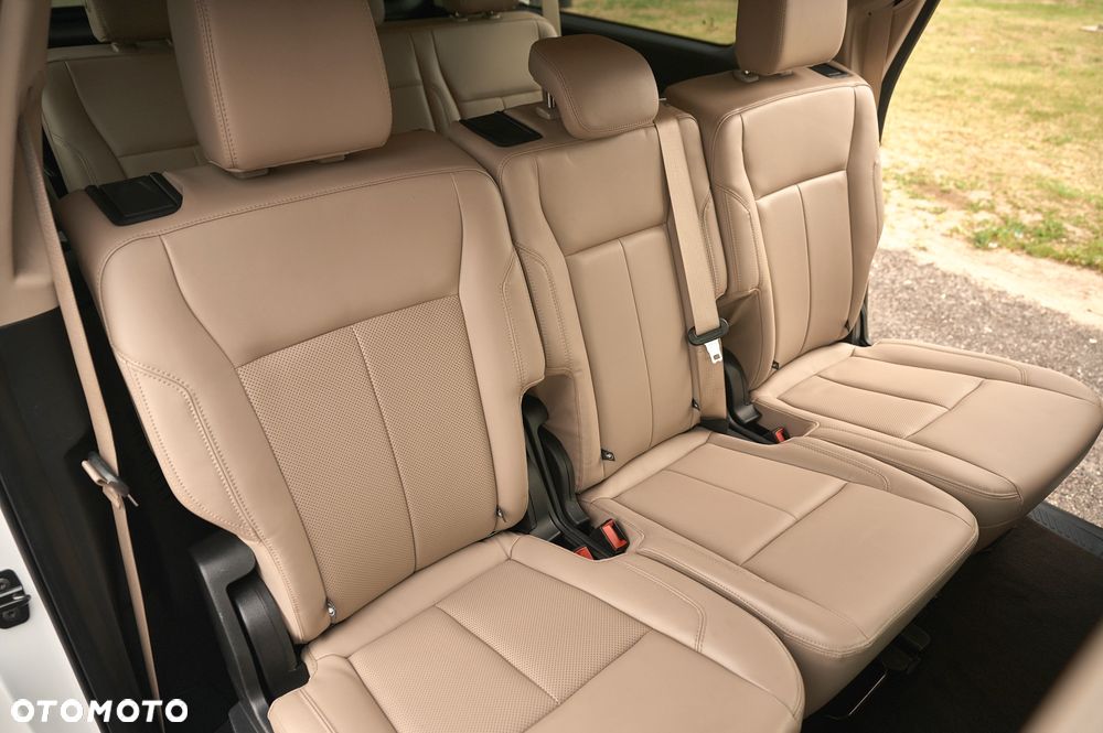 Ford Expedition - 25