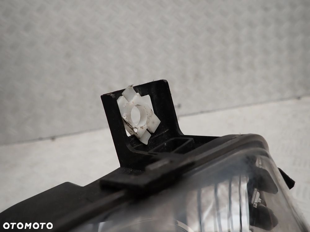 LAMPA LEWY / PRAWY PRZÓD BMW E46 COMPACT  0301167202 / 0201187201. - 10