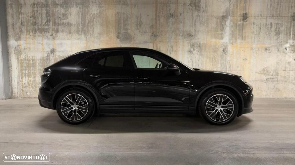 Porsche Macan Electric 4 - 3