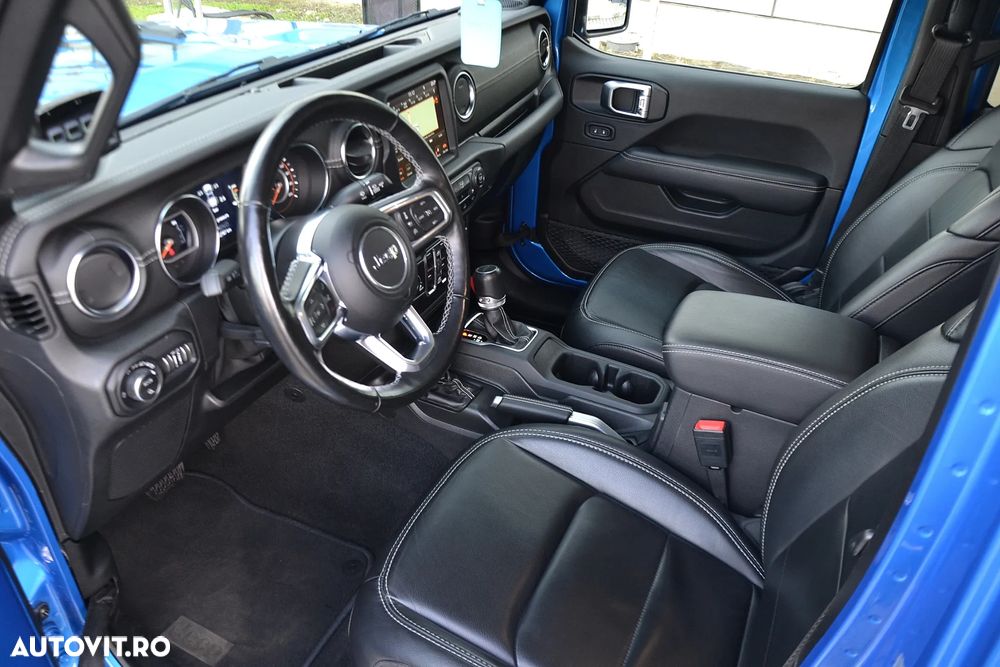 Jeep Gladiator 3.0L V6 Diesel AT8 4x4 264 CP Overland - 26